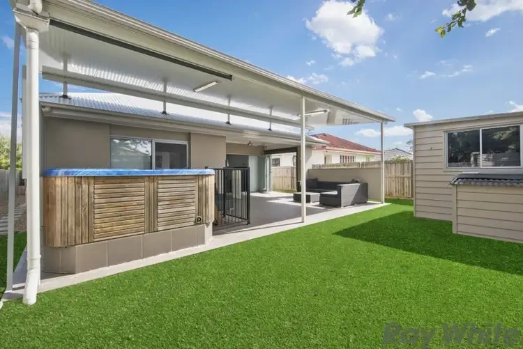 Fourth view of Homely house listing, 156 Elizabeth Avenue, Clontarf QLD 4019