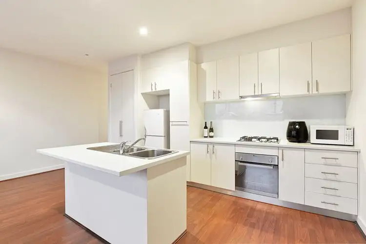 2/1438 Centre Road, Clayton South VIC 3169