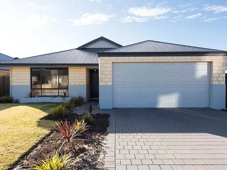 15 Stilton Pass, Aveley WA 6069