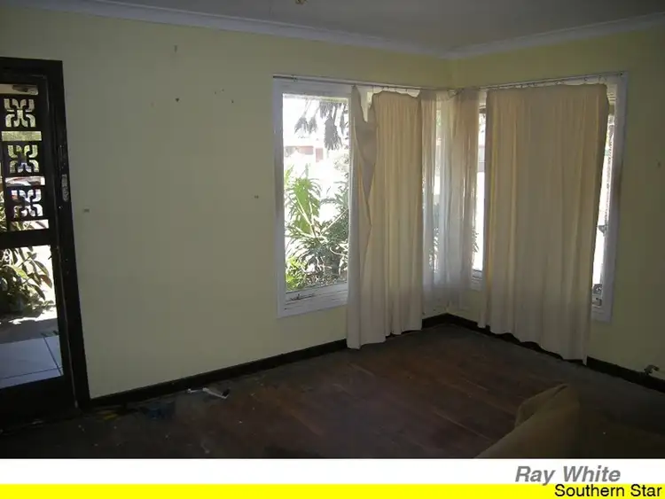 Fifth view of Homely house listing, 2 Kyogle Place, Armadale WA 6112