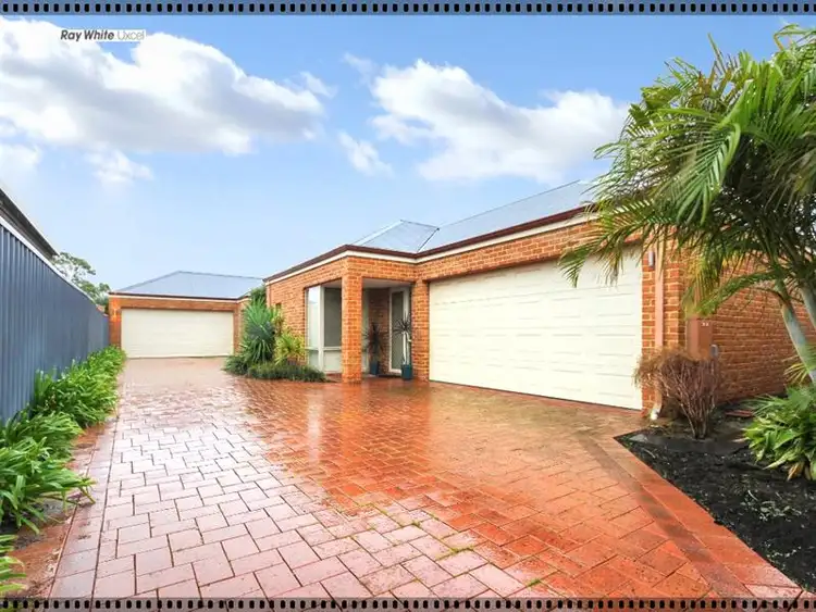 2/289a Drake Street, Morley WA 6062