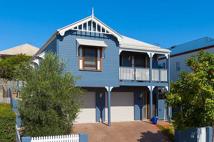 19 Hilltop Terrace, Springfield Lakes QLD 4300