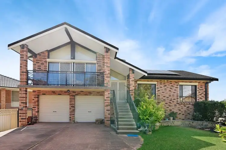 12 Franklin Place, Bossley Park NSW 2176