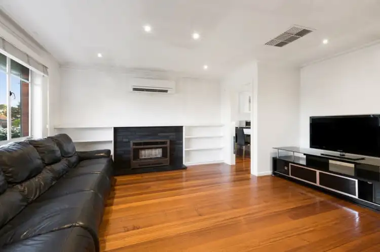 Second view of Homely house listing, 33 Calista Avenue, Oakleigh East VIC 3166
