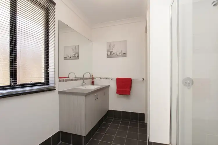 Fifth view of Homely house listing, 8 Pierre Bend, Ellenbrook WA 6069
