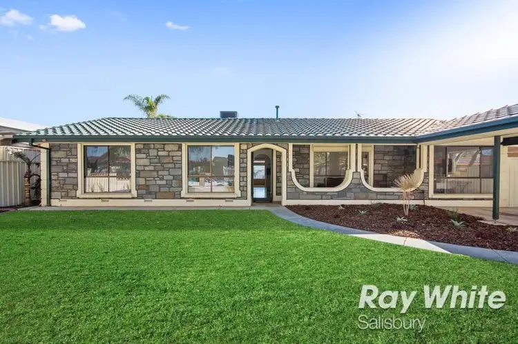 7 Oak Avenue, Burton SA 5110