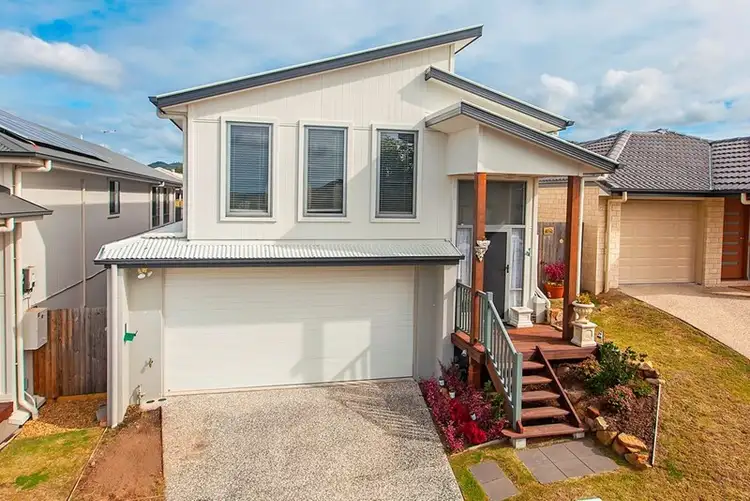 7 Hillsborough Place, Springfield Lakes QLD 4300