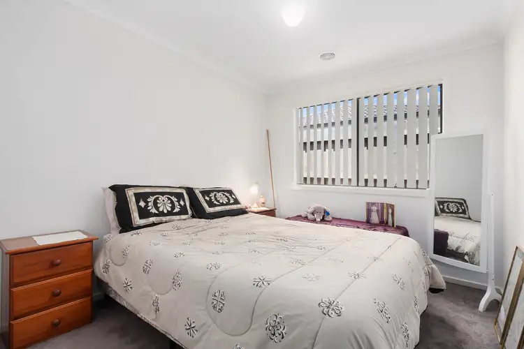 Sixth view of Homely house listing, 16/9 Shakespeare Court, Drouin VIC 3818