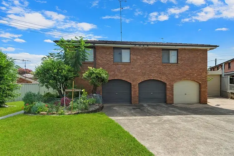 Second view of Homely house listing, 1/5 Day Street, Windsor NSW 2756