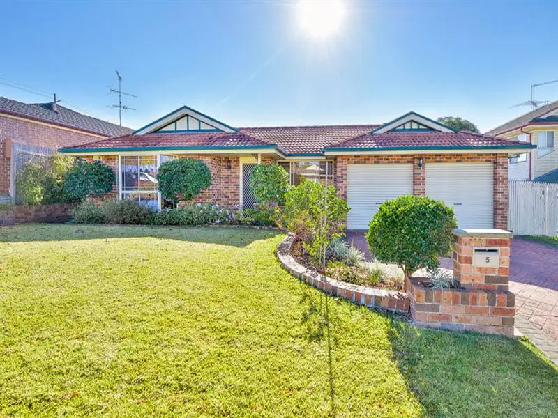 Main view of Homely house listing, 5 Salignus Place, Narellan Vale NSW 2567