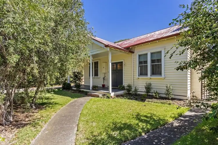 27 Acacia Street, Box Hill VIC 3128