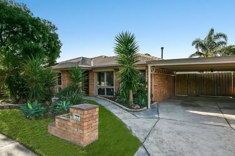 36 Darnley Drive, Skye VIC 3977