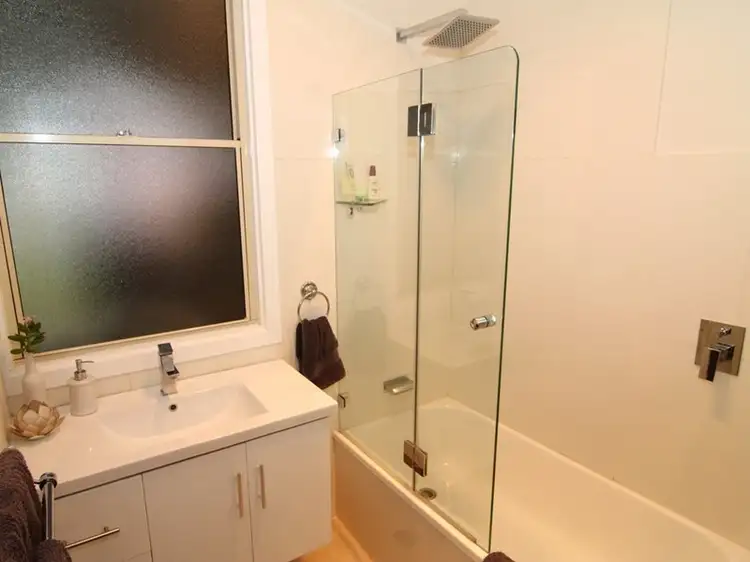 Sixth view of Homely house listing, 4 Flint Court, Paringa SA 5340