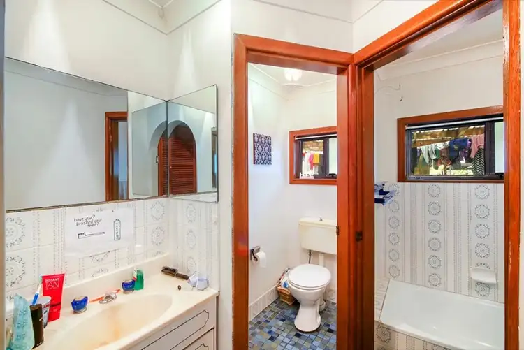 Fifth view of Homely house listing, 37 Panorama Parade, Berkeley Vale NSW 2261