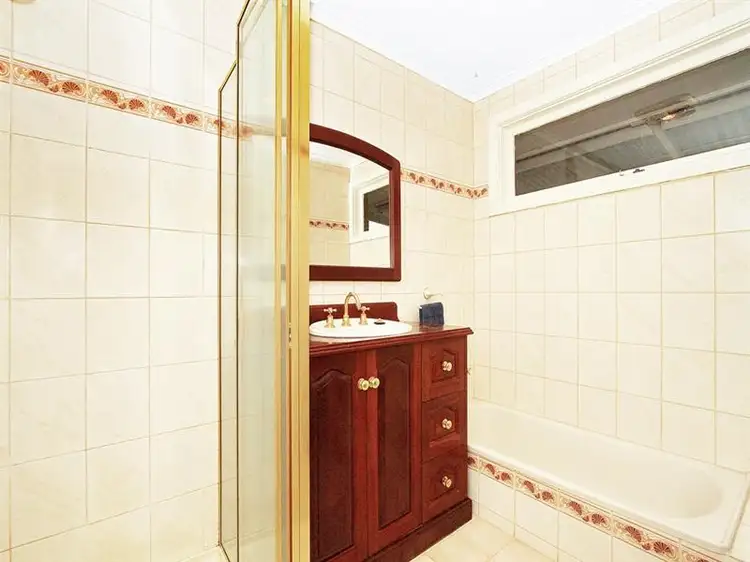 Fifth view of Homely house listing, 7 Rose Court, Thomastown VIC 3074