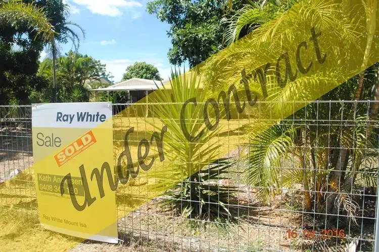 33 Henry Street, Karumba QLD 4891