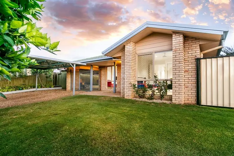 19 Noosa Court, Hillcrest QLD 4118