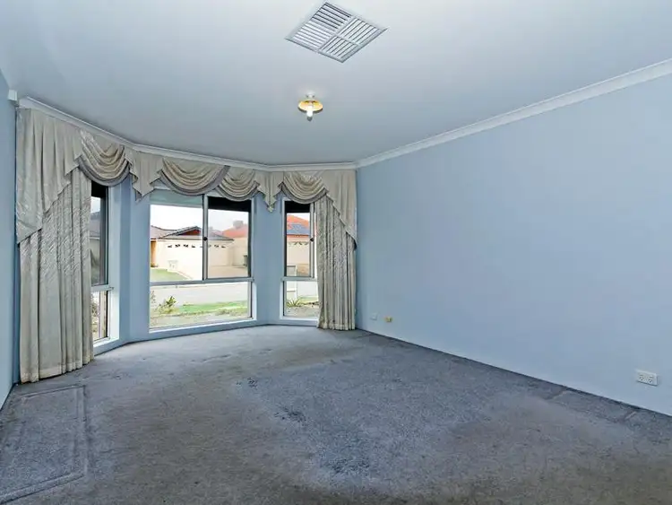 Fifth view of Homely house listing, 4 Inveraray Close, Canning Vale WA 6155