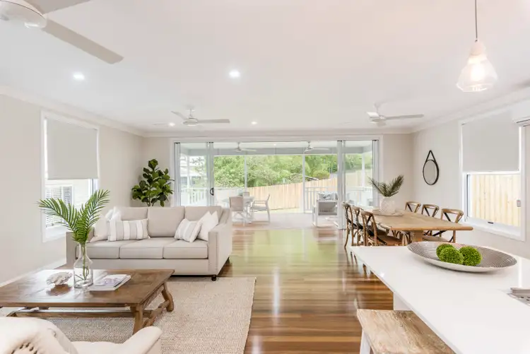 Sixth view of Homely house listing, 117 McIlwraith Avenue, Norman Park QLD 4170