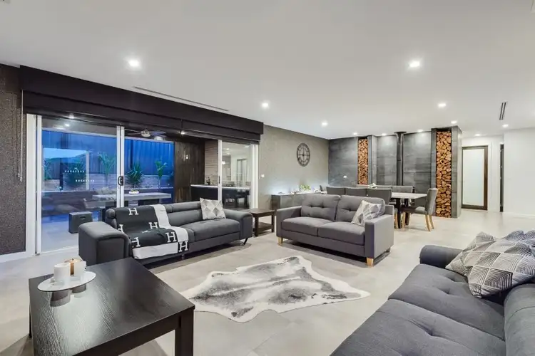 Seventh view of Homely house listing, 10 Style Way, Craigieburn VIC 3064