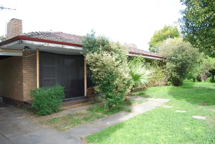 5 Dean Street, Kelmscott WA 6111