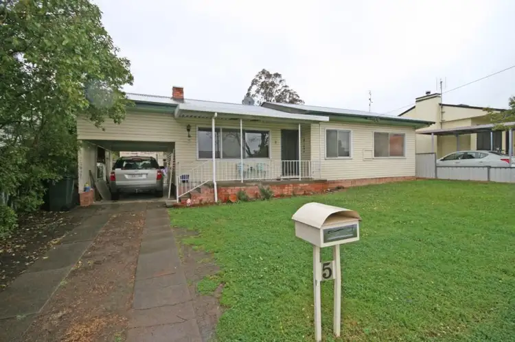 Main view of Homely house listing, 5 Crocket Street, Tamworth NSW 2340