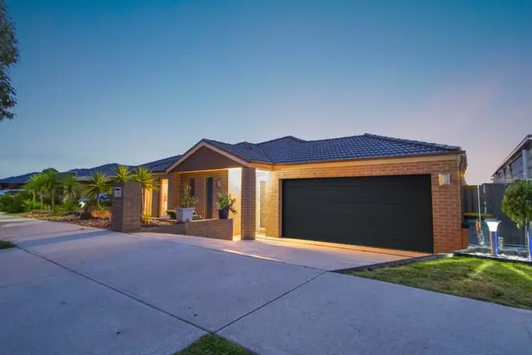 14 Villella Drive, Pakenham VIC 3810