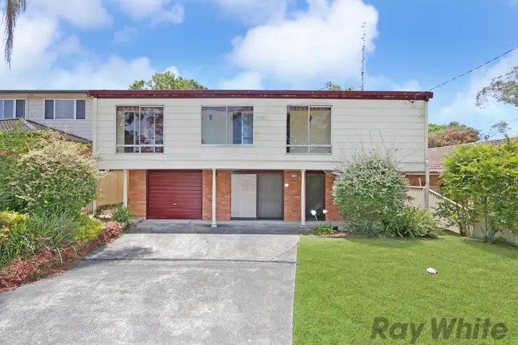 19 Jetty Avenue, Charmhaven NSW 2263