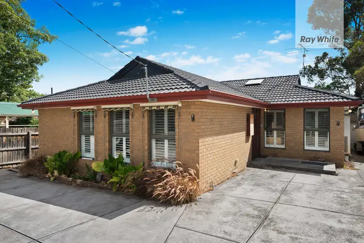 Second view of Homely house listing, 7 Trafalgar Crescent, Bundoora VIC 3083