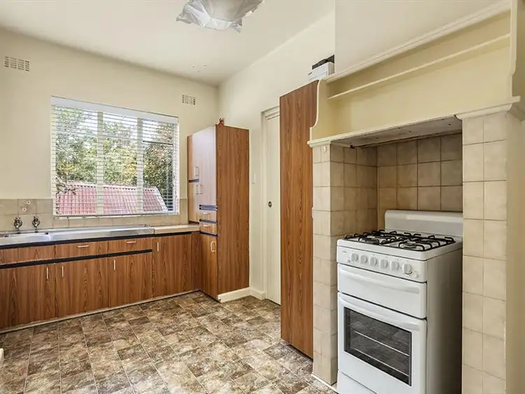 Fourth view of Homely apartment listing, 5/61-63 Maltravers Road, Ivanhoe East VIC 3079