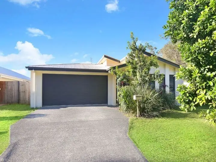 30 Monarch Place