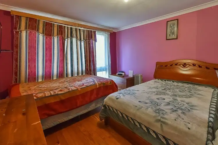 Sixth view of Homely house listing, 5 Gona Place, Glenfield NSW 2167