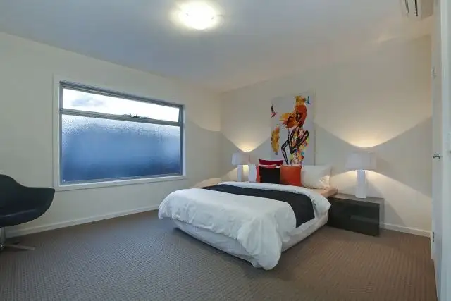 Sixth view of Homely townhouse listing, 2/37 Purinuan Road, Reservoir VIC 3073
