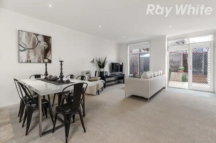 16/121 Grange Boulevard, Bundoora VIC 3083