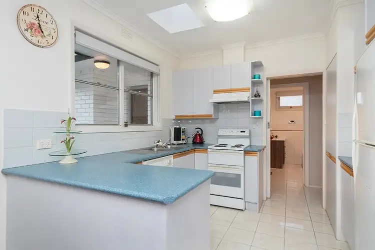 Fourth view of Homely house listing, 5 Mayfair Court, Keysborough VIC 3173