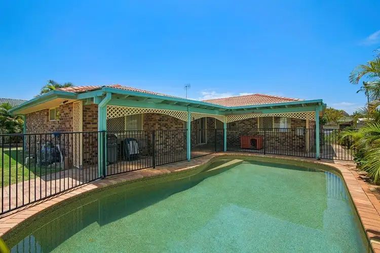 8 Agave Street, Elanora QLD 4221