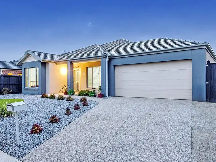 Second view of Homely house listing, 7 Moonlight Place, Tarneit VIC 3029
