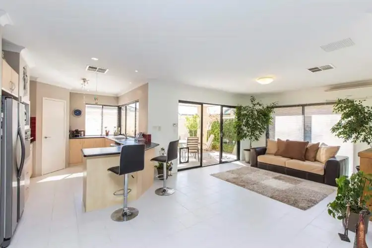 26 Hursthill Street, Madeley WA 6065