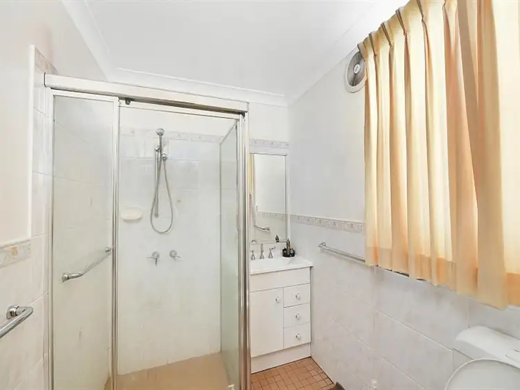 Fifth view of Homely house listing, 27 Judith Anne, Berkeley Vale NSW 2261