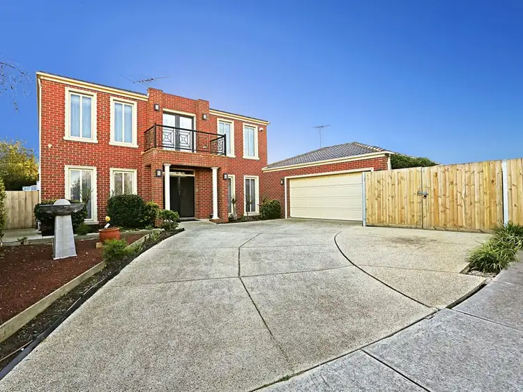 Second view of Homely house listing, 5 Cahill Court, Highton VIC 3216