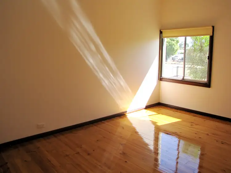 Fifth view of Homely house listing, 4 Seekamp Street, Berri SA 5343