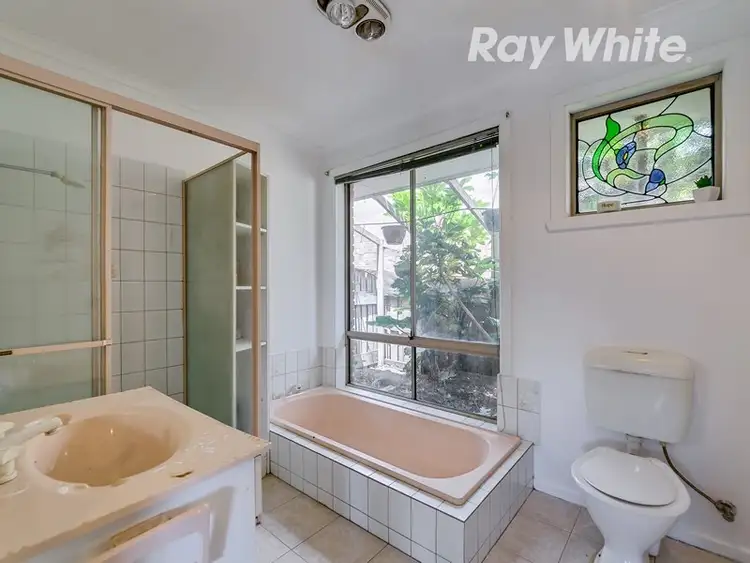 Sixth view of Homely house listing, 9 Westleigh Court, Mill Park VIC 3082