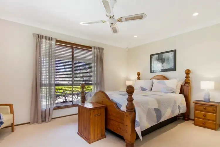 Sixth view of Homely house listing, 2 Milford Court, Eatons Hill QLD 4037
