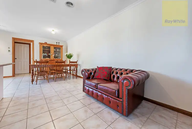 Fourth view of Homely house listing, 11 Smeaton Court, Craigieburn VIC 3064