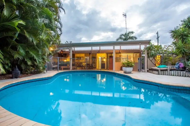 6 Paul Street, Noosa Heads QLD 4567