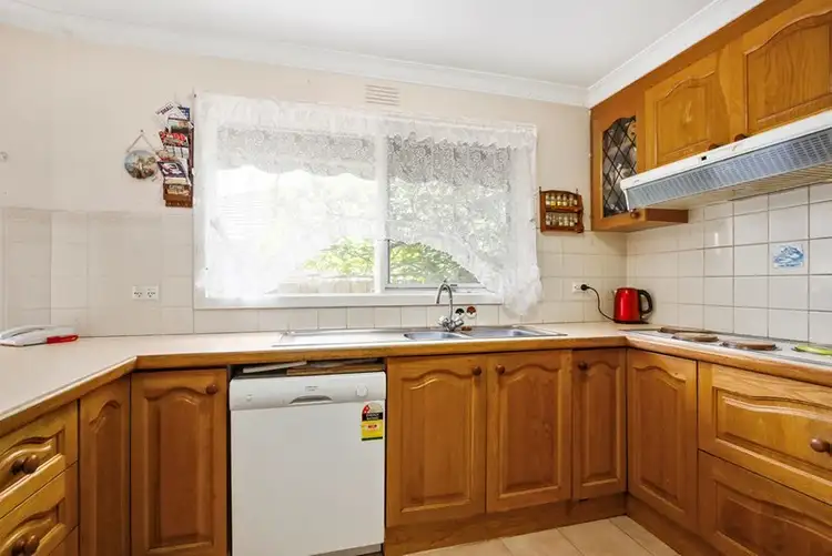 Seventh view of Homely house listing, 2 Nola Court, Croydon VIC 3136