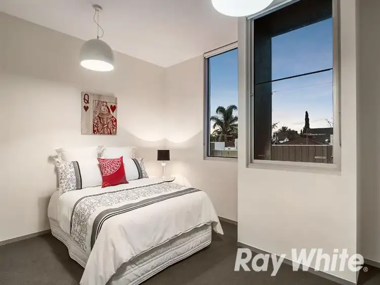 Sixth view of Homely townhouse listing, 9/15-17 Railway Road, Blackburn VIC 3130