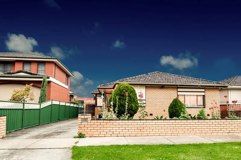 Main view of Homely house listing, 5 Ardoch Avenue, Thomastown VIC 3074