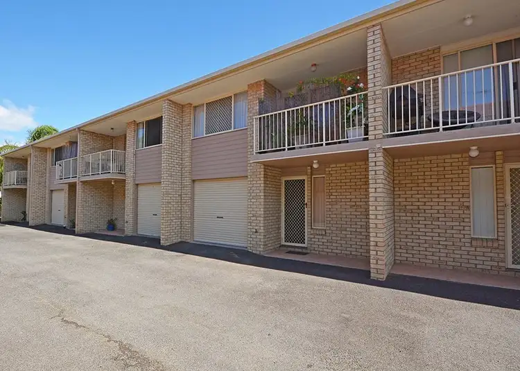 3/33 King Street, Urangan QLD 4655