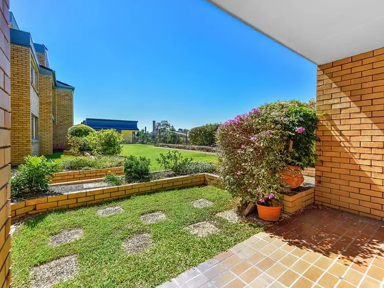 Fourth view of Homely apartment listing, 2/23 Burt Street, Auchenflower QLD 4066